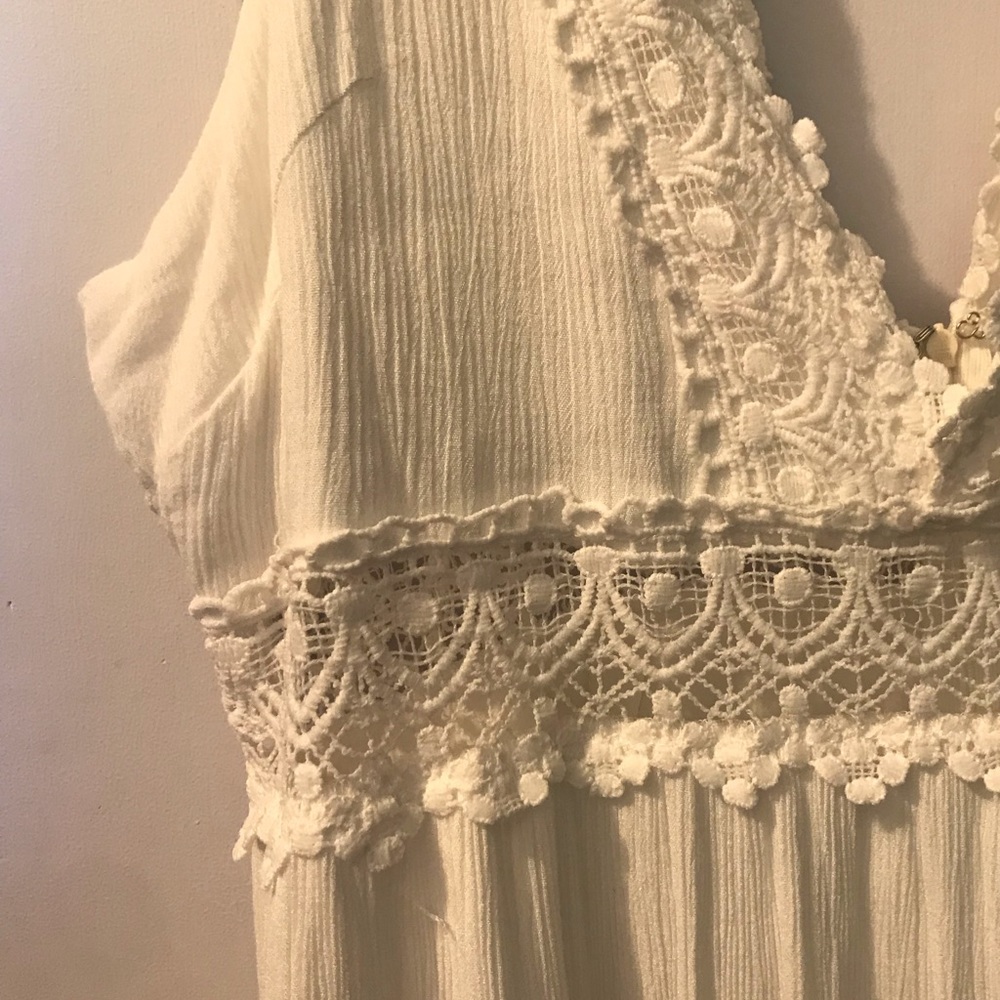 Showpo white dress with lace crochet size 16